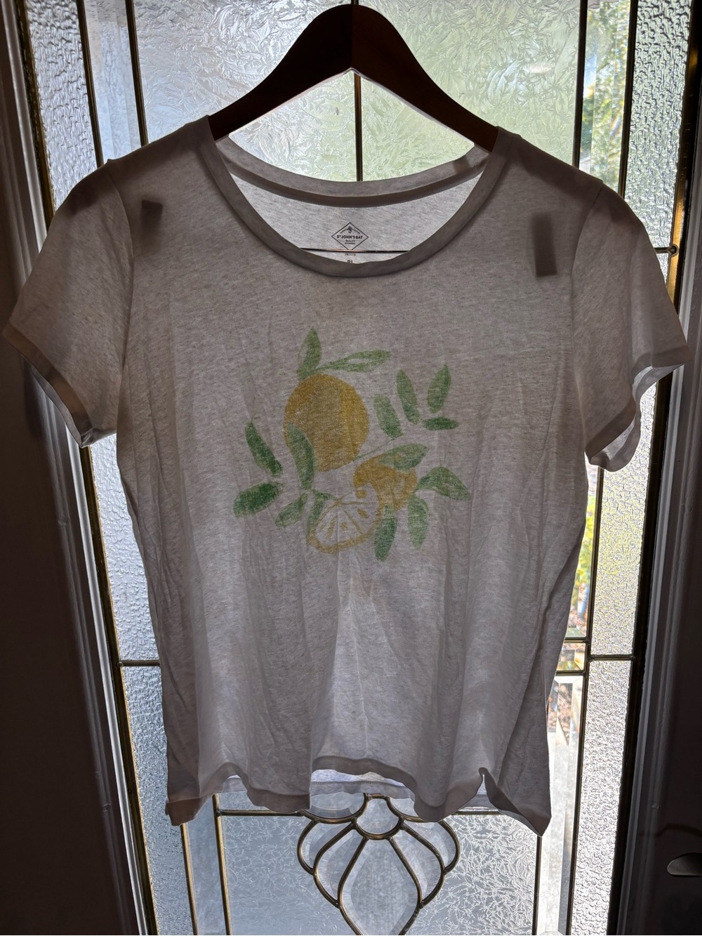 St. John's Bay White Short-Sleeve Lemon Graphic Tee